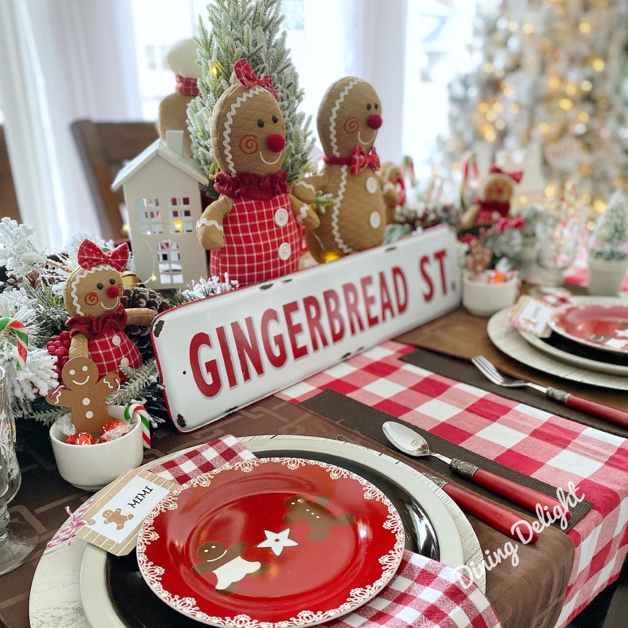 Dining Delight Gingerbread Themed Christmas Tablescape Dining Delight Gingerbread Themed Christmas Tablescape
