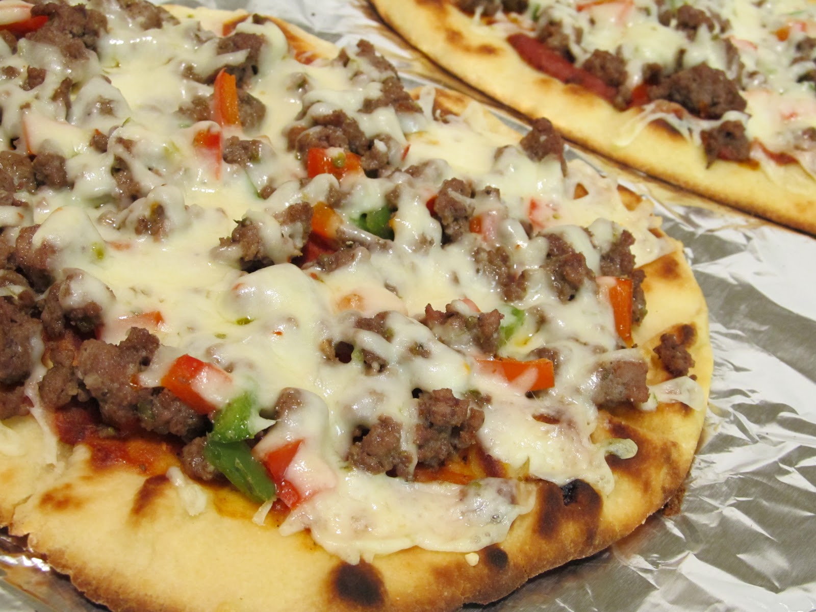 Jenn's Food Journey Simple Ground Beef Naan Pizza