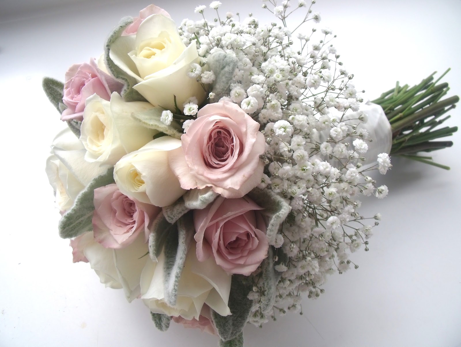 vidabela: Gypsophila wedding bouquets