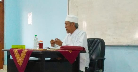 Cara Menyikapi Persebaran Virus Corona oleh KH Abdullah