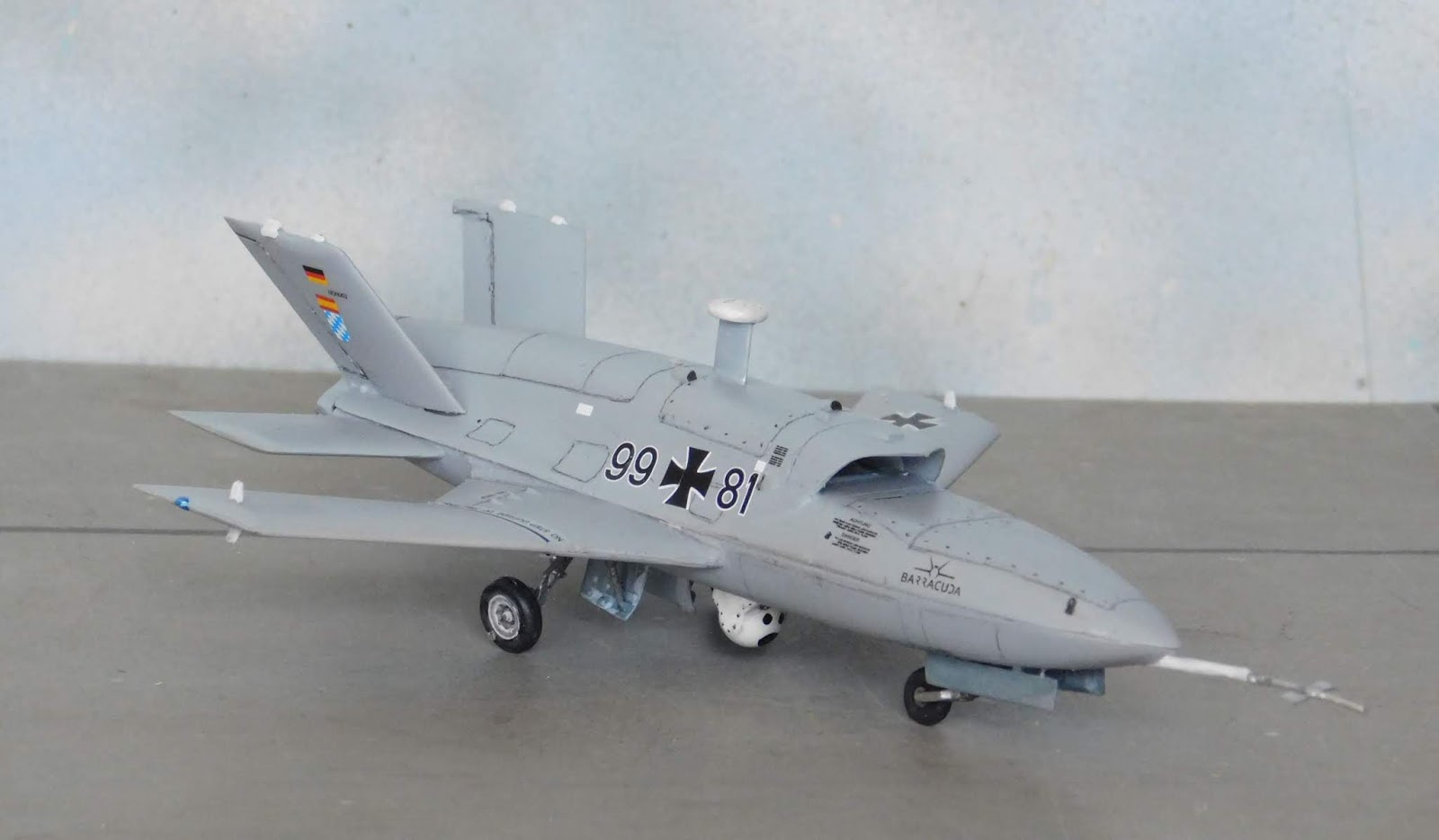 HappyscaleModellbau EADS Barracuda AviS 1/72
