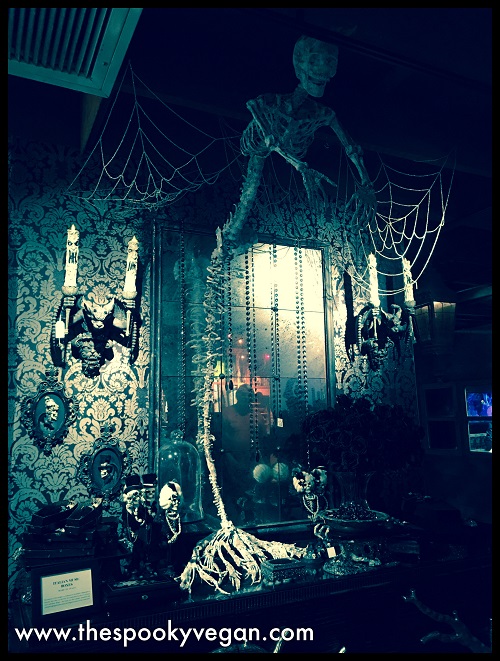 The Spooky Vegan Halloween 2017 at Roger�s Gardens Magic and Mayhem