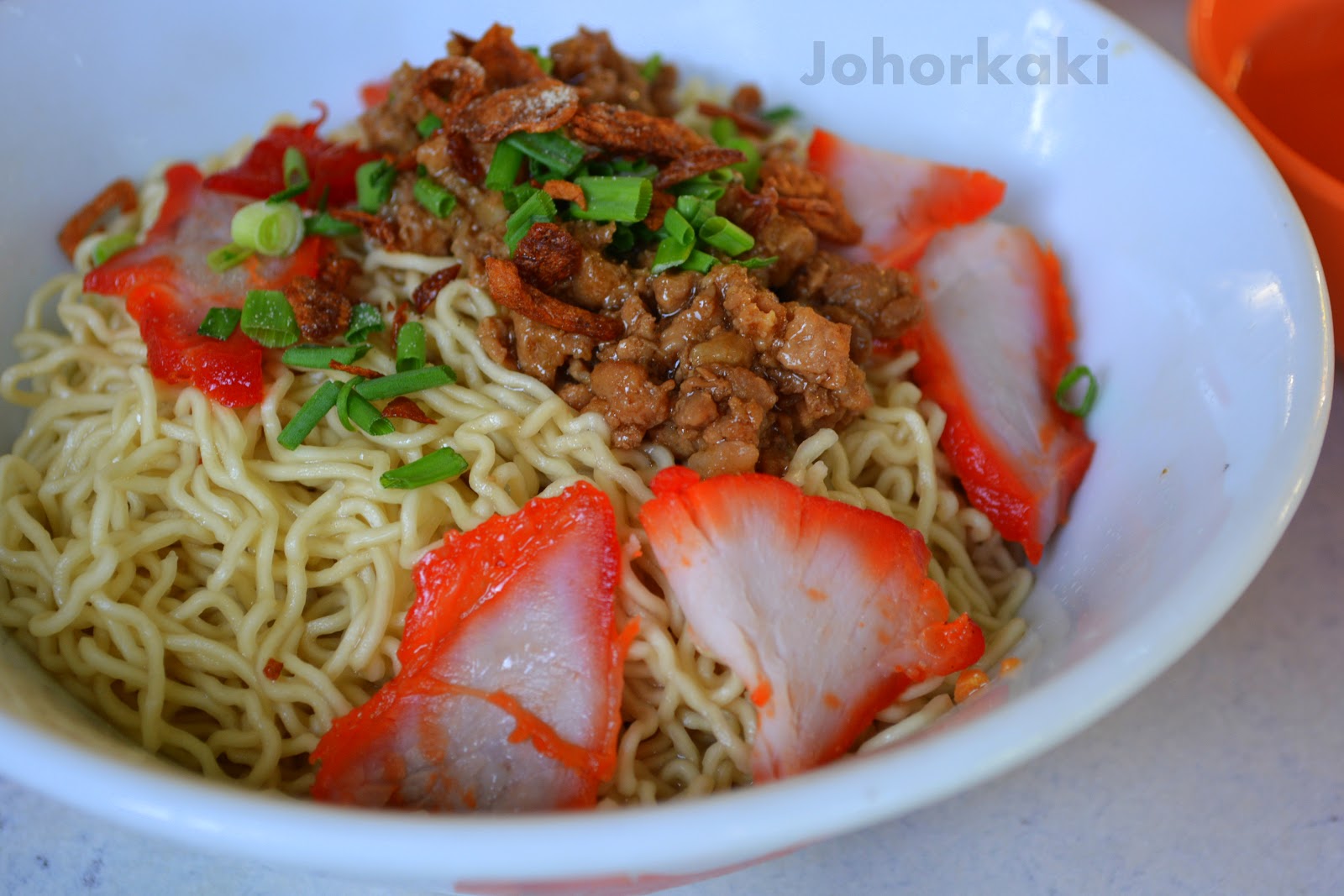 Kolo Mee - Famous Sarawak Food in Kuching 干捞面 |Tony Johor Kaki Travels