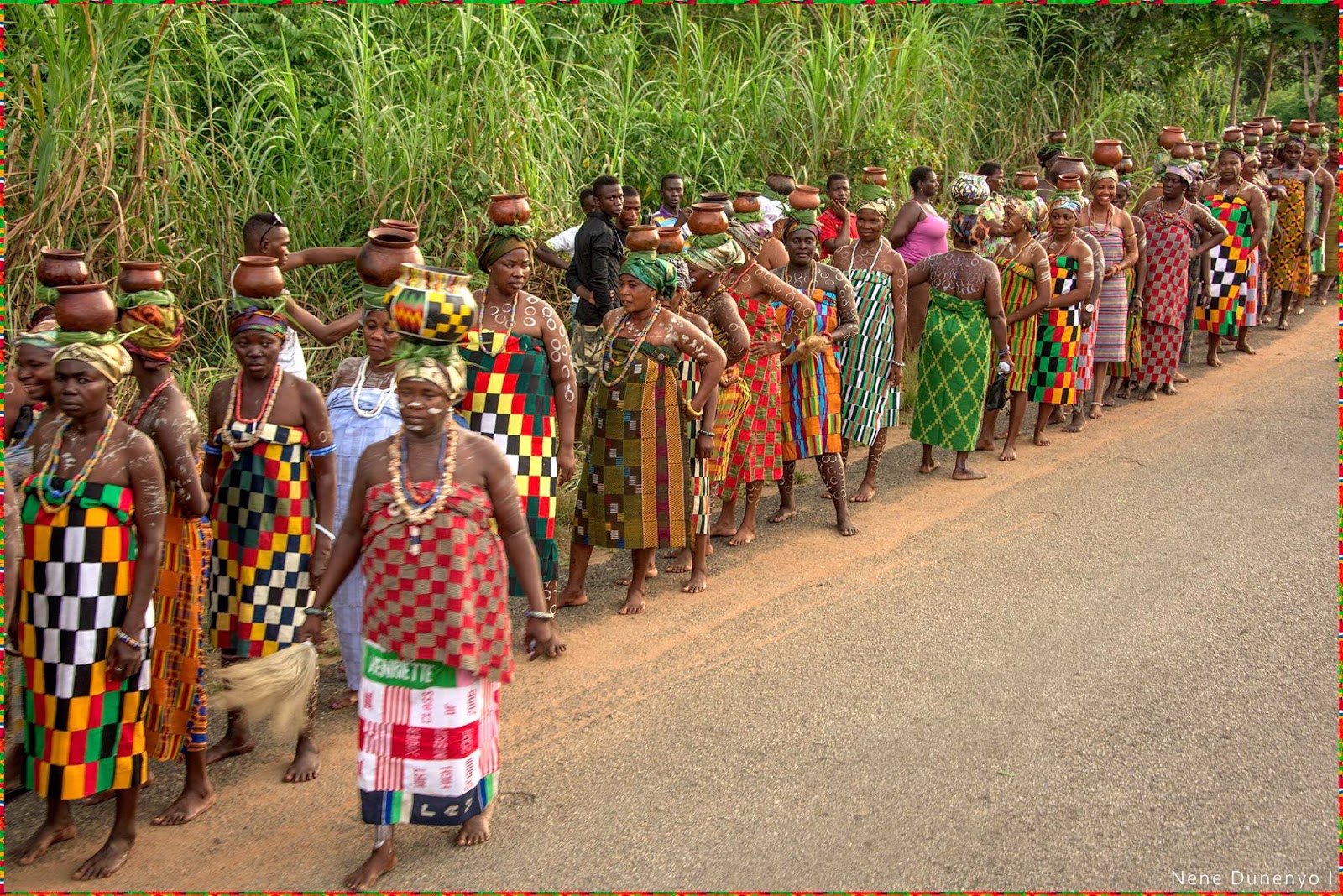 Занятие юар. Племя банту. Народность банту. Племя банту в Африке. Эве народ Африки.