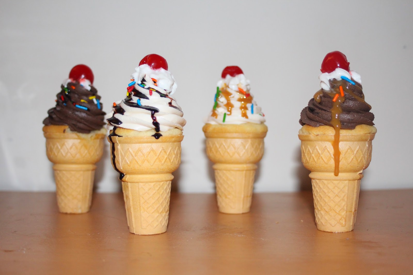 Julie Bakes Ice cream cone cupcakes