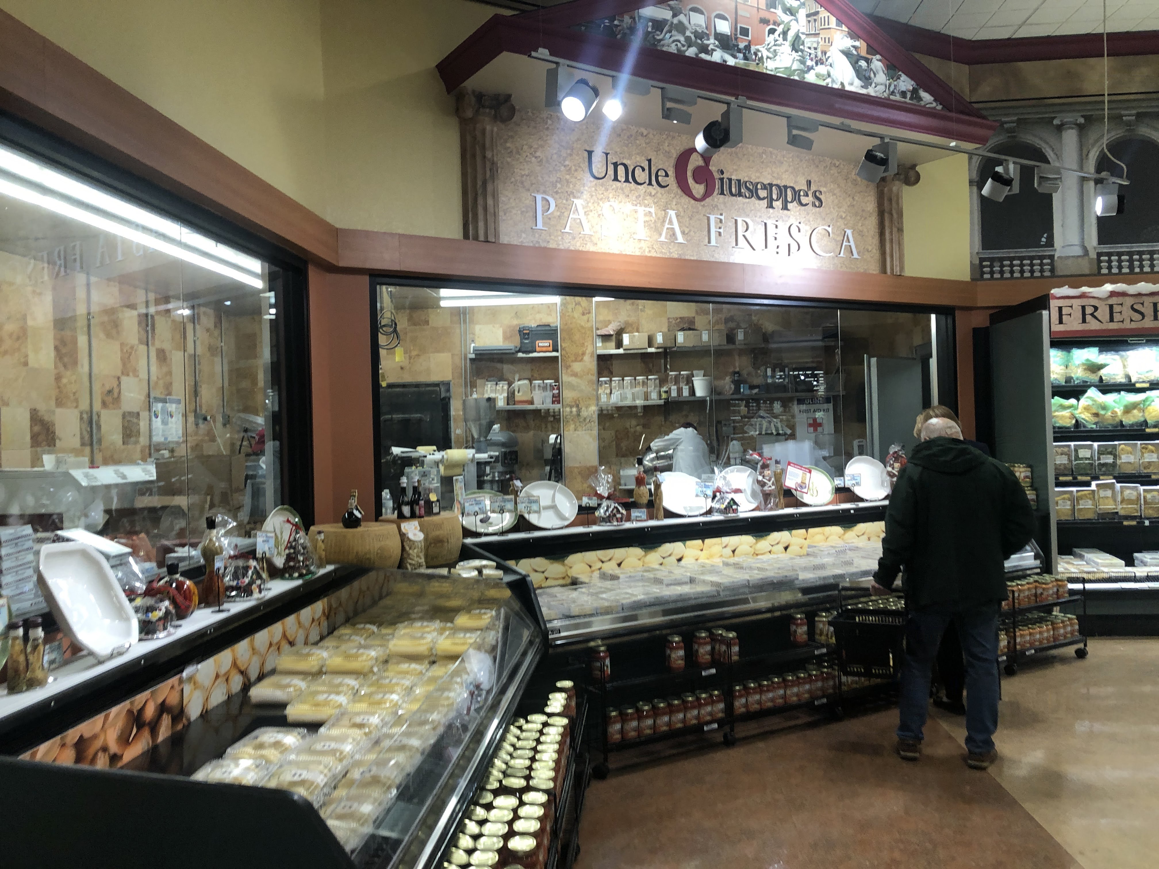 TOUR Uncle Giuseppe's Marketplace Ramsey, NJ