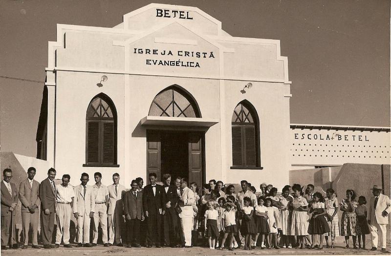 Reporte de Deus Igreja Cristã Evangélica