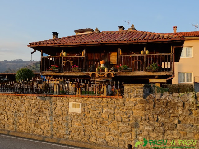 Panera en Cárcaba, Sariego