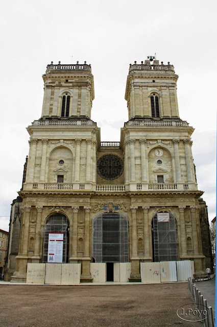 Auch tierra de D'Artagnan, Francia ~ Viajes y Rutas