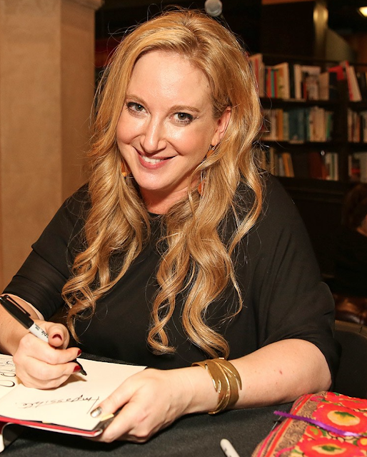 Leigh Bardugo visitará España el próximo mes de noviembre Nube de mariposa