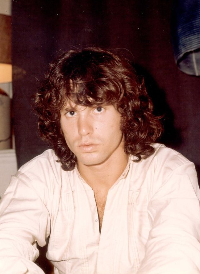 20 Amazing Color Portrait Photos Of Jim Morrison From The