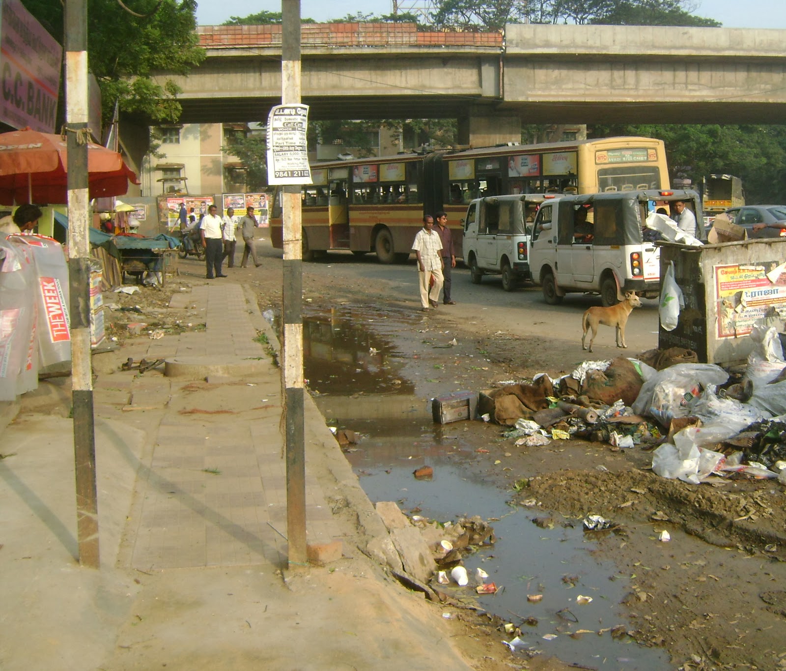 Anna Nagar Daily Anna Nagar Pedestrians Face Many Obstacles