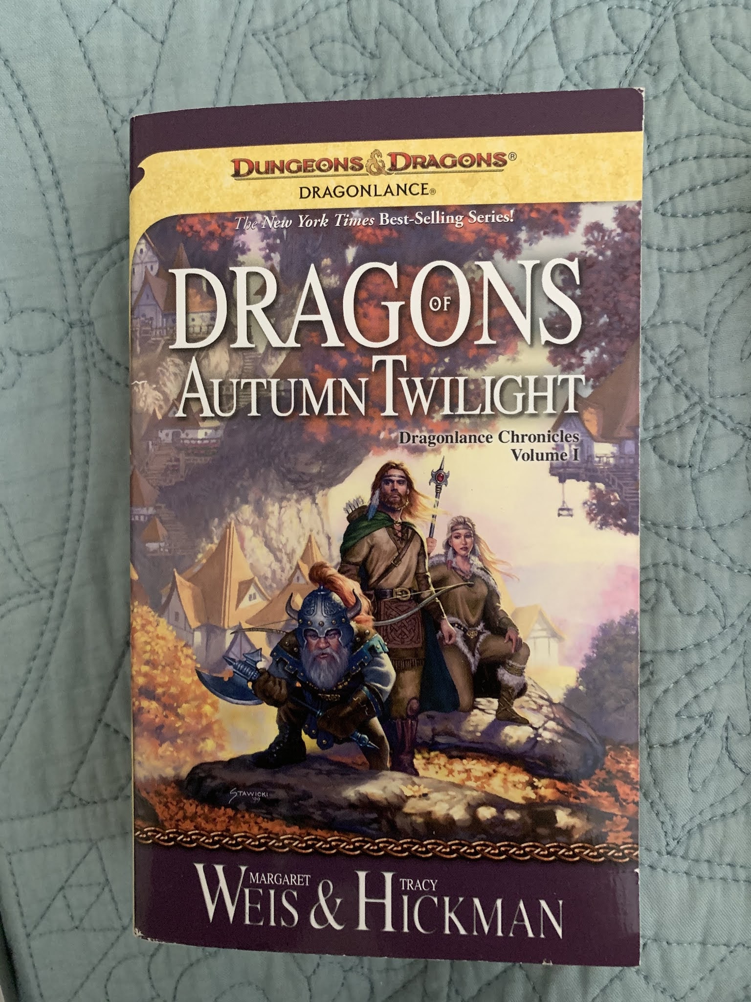 dragons of autumn twilight book review