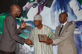 2face idibia peace awards 2face idibia peace awards