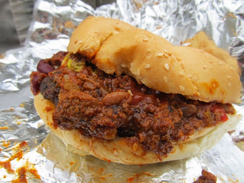 Burger Club Winnipeg Burgers R Us 3.7/5