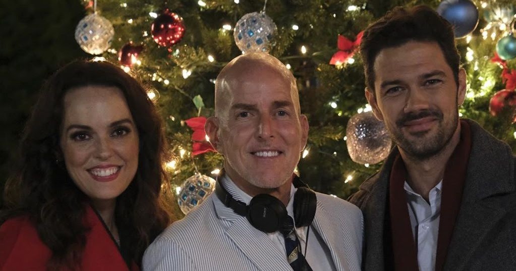 Ryan Paevey Erin Cahill Star In Hallmark S A Timeless Christmas Soap Opera News