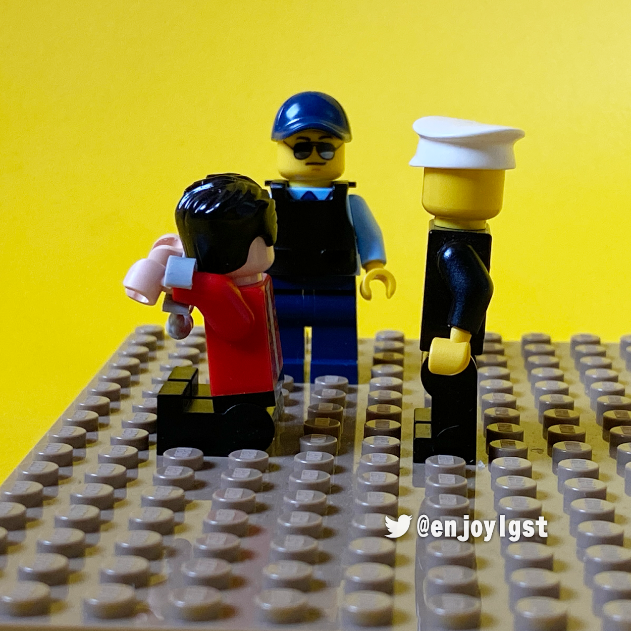 LEGOで英語！ポリスと犯人でアクションシーンを再現：LEGOで英会話を学ぶシリーズ