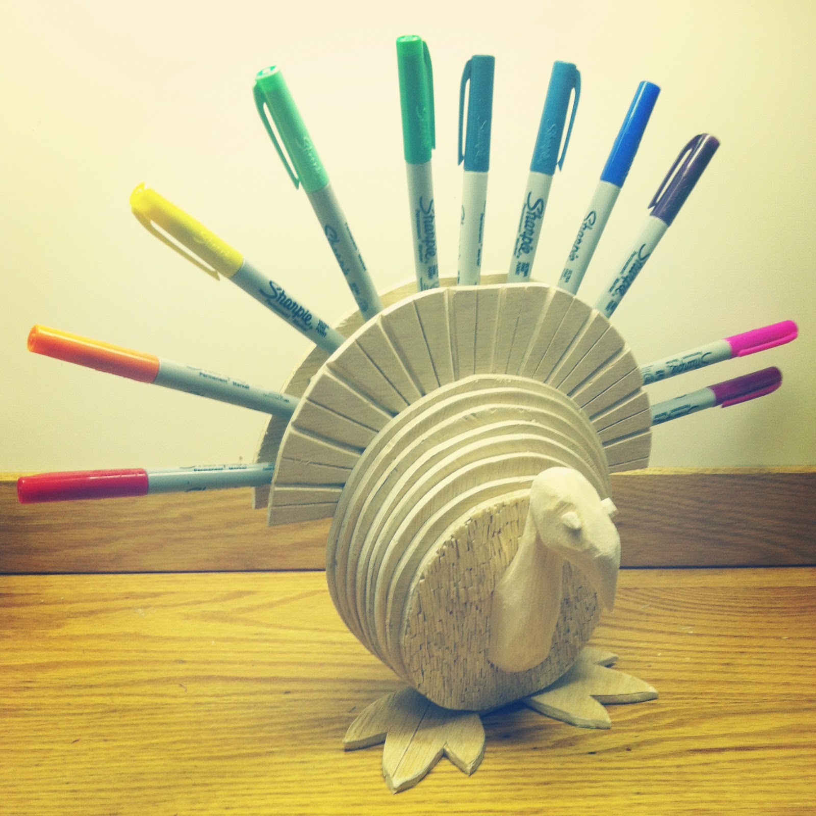 Hayon Art Turkey Pencil Holder