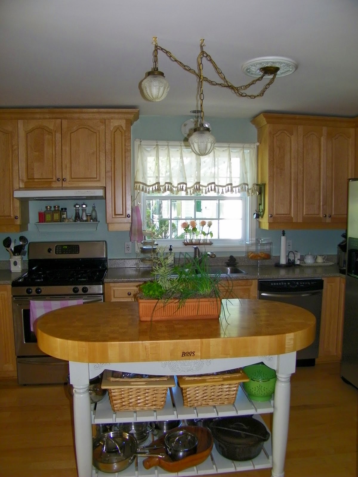 Maison Decor A kitchen update with apple green paint