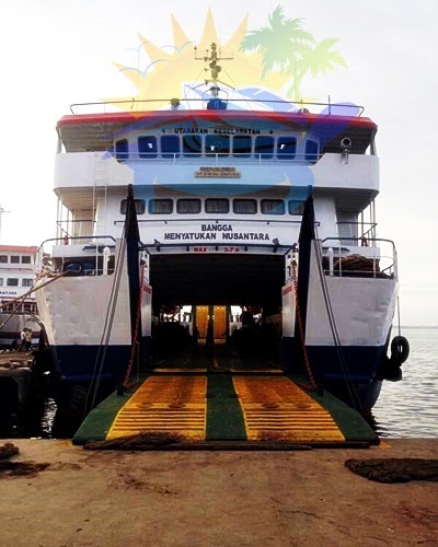ship to karimunjawa the ship to karimunjawa did not sail due to bad weather