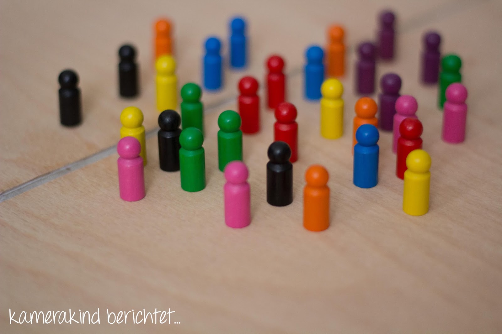 Spielfiguren-Armee Mensch-Ärgere-Dich-Nicht-Spiel für sechs Personen