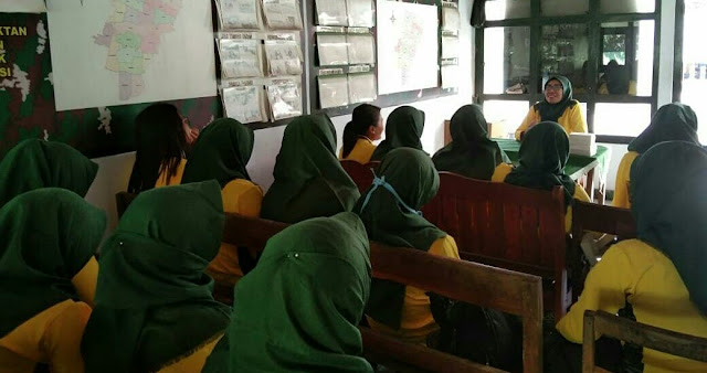 Agar Tetap Bugar Dan Sehat Persit Koramil 20 Cawas Adakan Senam Bersama