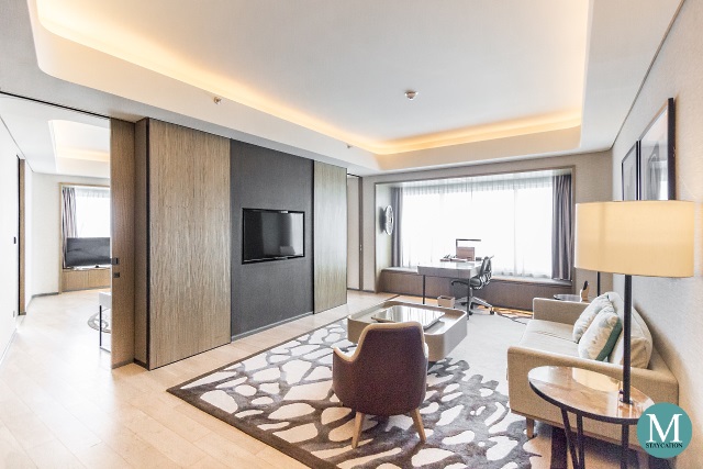 Conrad Manila Bay View Diplomatic Suite