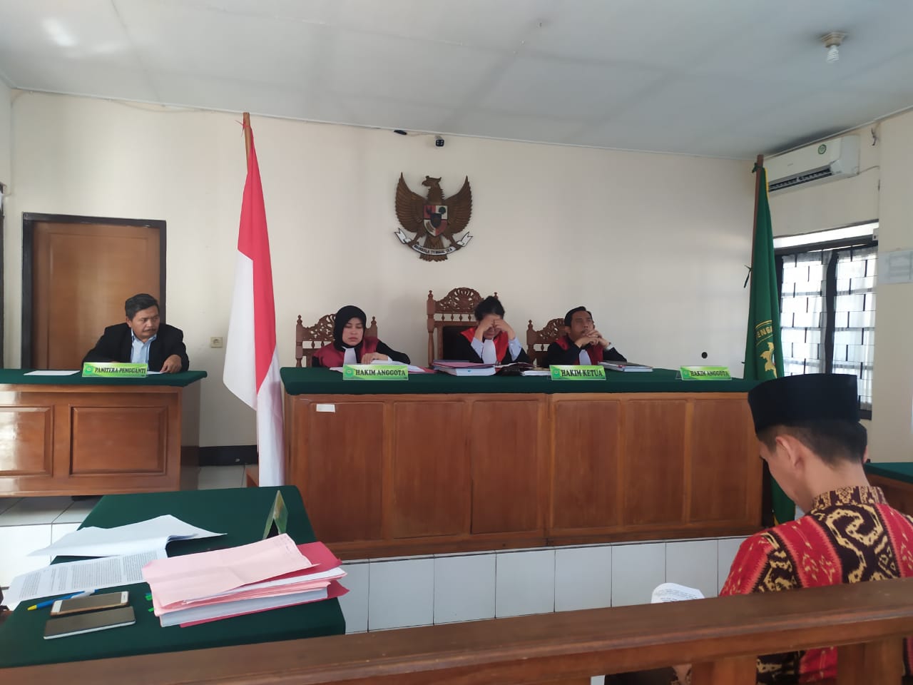 Pasca Sidang Dakwaan Aktivis Cianjur: RM merasa Dakwaan ini Merupakan Fitnah keji dari Penguasa kepada Rakyatnya