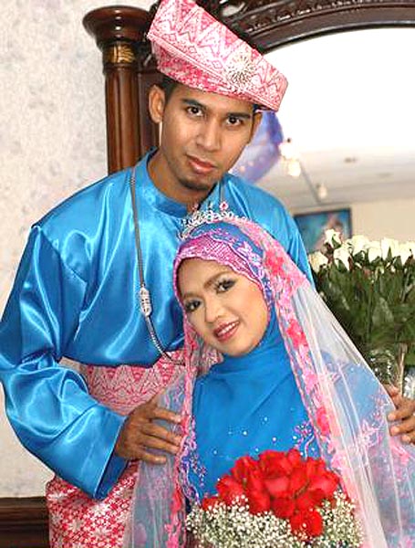 MYARTIS.COM | MYARTIS | MY | ARTIS: INA NAIM DAPAT ANAK KEDUA 12 ...