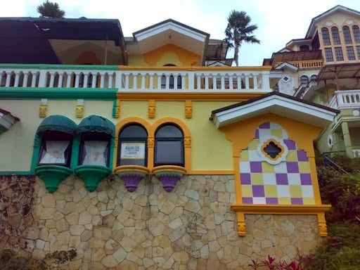 sewa villa di puncak: Sewa villa kota bunga di puncak