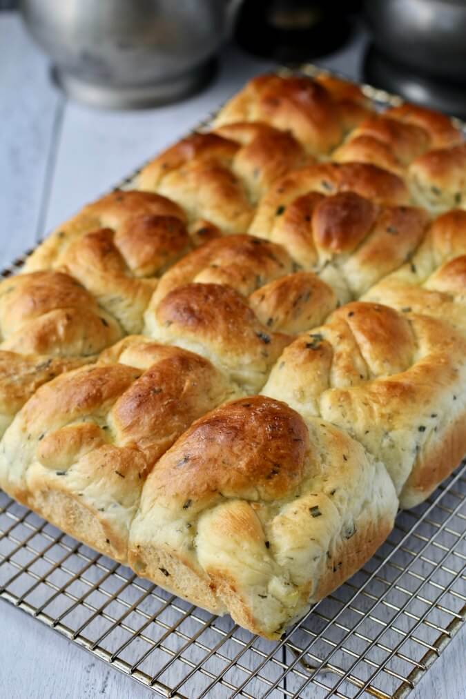 Soft Summer Herb Bread Knots Karen's Kitchen Stories