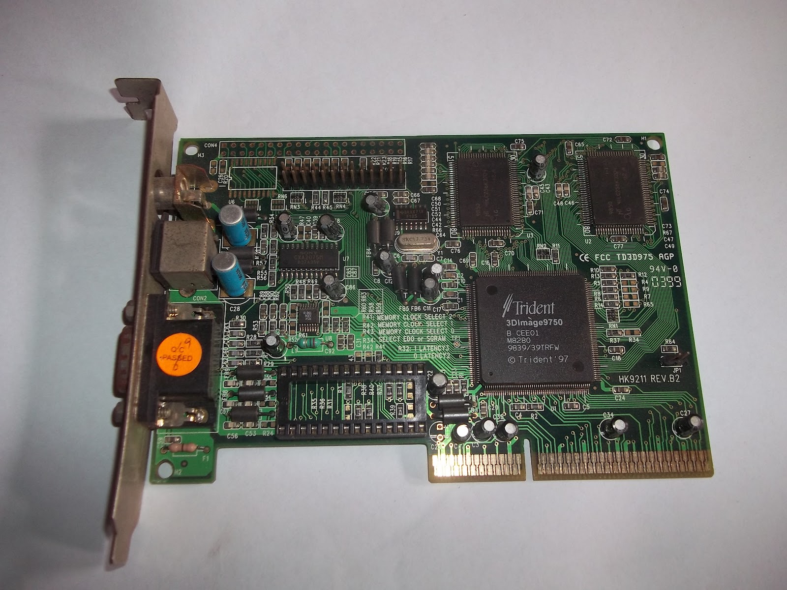 HARDWARE, NETWORKING TIPS and TRICKS SOME OLD GRAPHIC CARDS FOR SALE