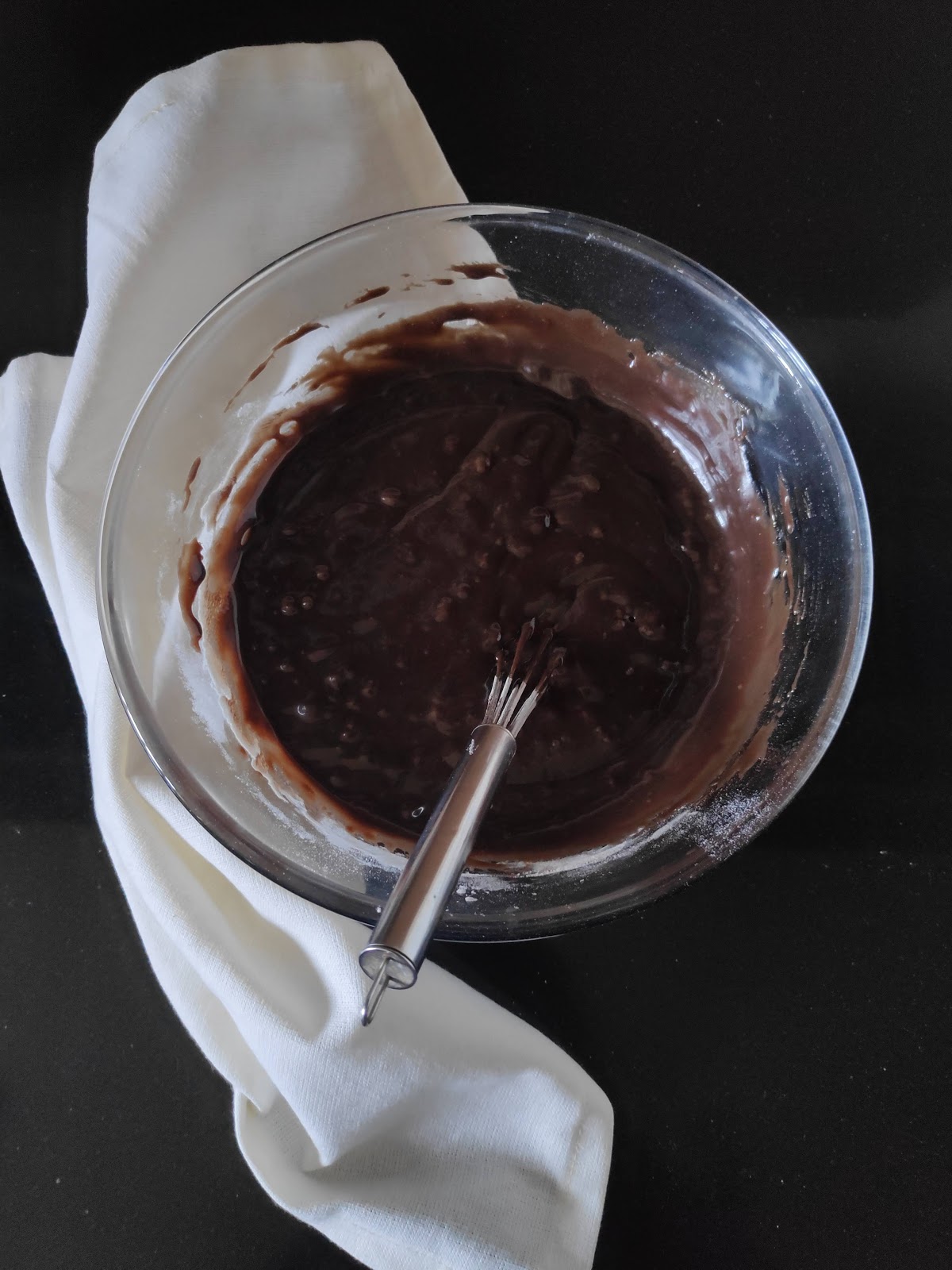 Easycooking Eggless Chocolate Brownies with Pralines and Caramel Sauce