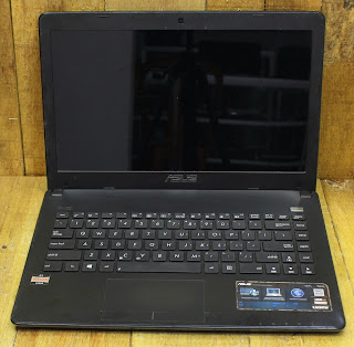 Laptop Bekas ASUS X401U-WX099D Bekas
