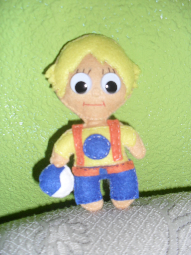 MIS COSAS: muñequito para niño.