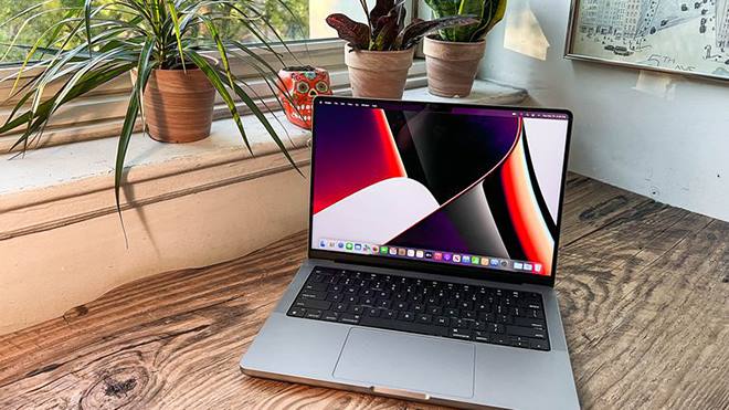 Cập nhật laptop chơi game và làm việc online “hot“ nhất năm 2021 3 Cap nhat laptop choi game va lam viec online macbook pro 2021 cnet review 22 1636967830 367 width660height371