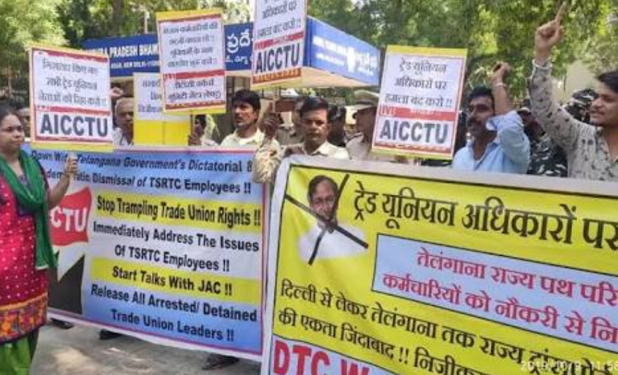 Govt ultimatum to striking Telangana state transport workers a