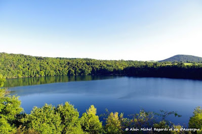 Lac de Tazenat, puy-de-Dôme