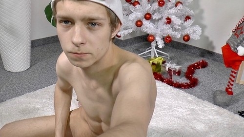 WEBCAM – SKATER TWINK Featuring: Corey Law