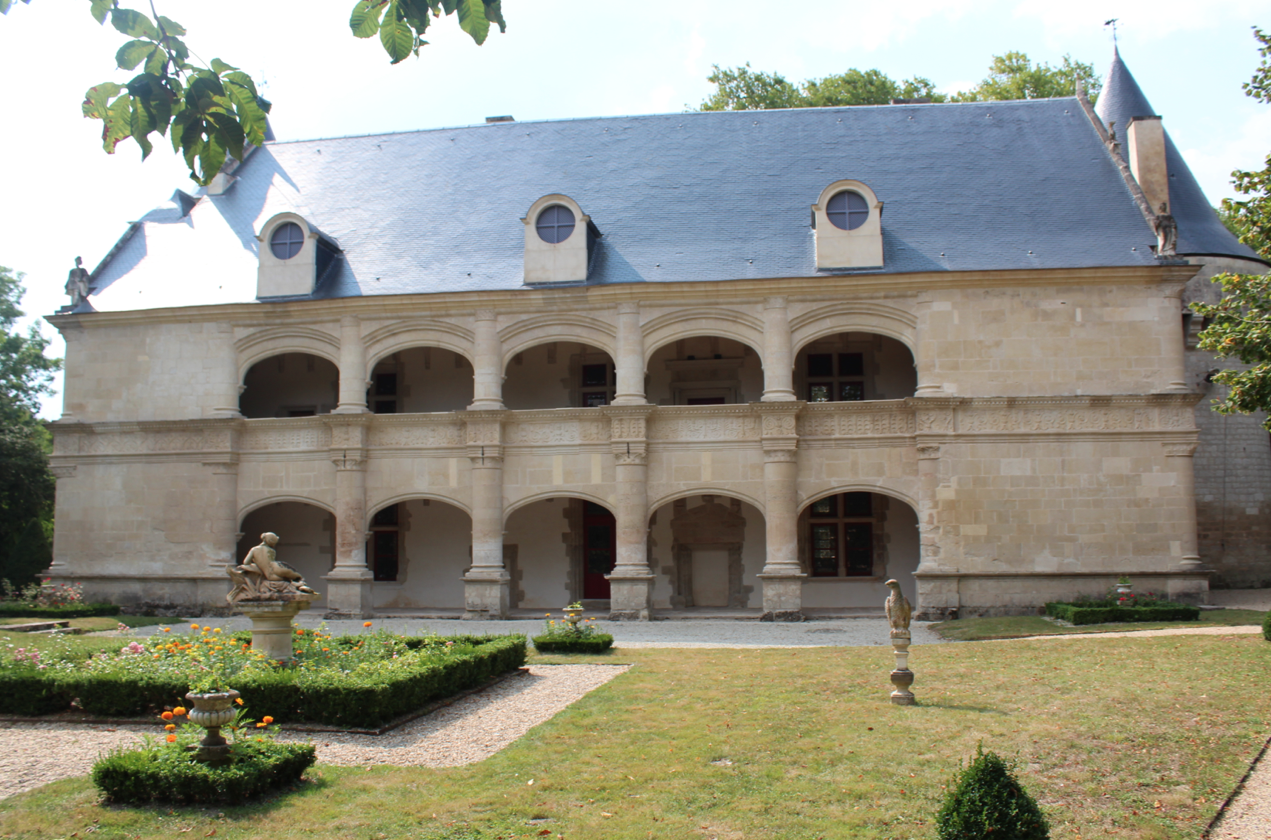 Nicole Bertin Infos Marine et JeanLouis Hédelin, propriétaires du