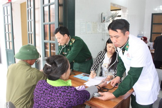 Quy định về tổ chức cơ sở khám bệnh, chữa bệnh quân dân y Quy dinh ve to chuc co so kham benh, chua benh quan dan y