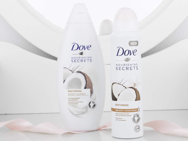 Dove Nourishing Secrets Coconut & Almond Douchegel en Deodorant