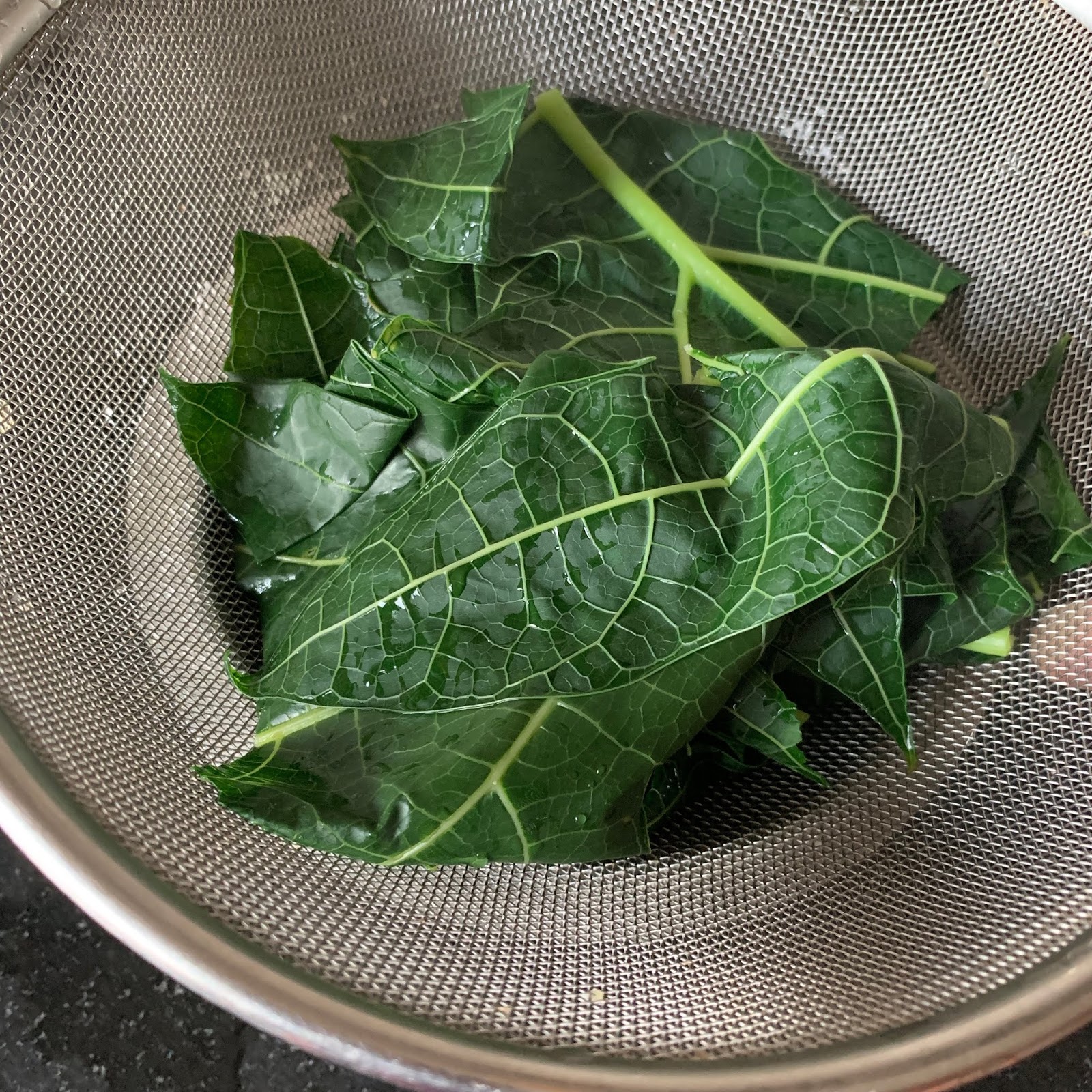 MASTERCHEFMOM How to make Papaya Leaf Juice Papaya Leaf Extract