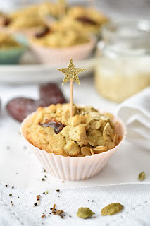 Christmas Breakfast Oatmeal Chai Medjool Date Muffins (Vegan Recipe)