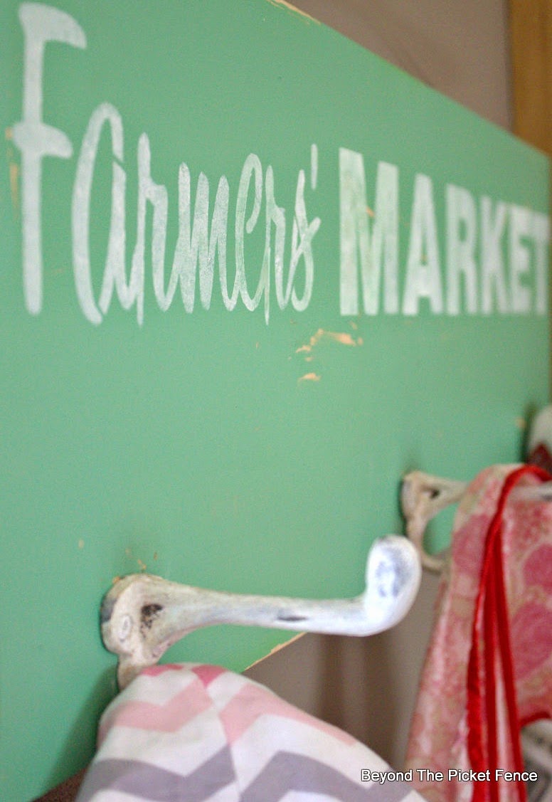 fusion mineral paint, stencil, coat hook, funky junk interiors, beyond the picket fence, http://bec4-beyondthepicketfence.blogspot.com/2015/03/farmers-market-coat-hook.html