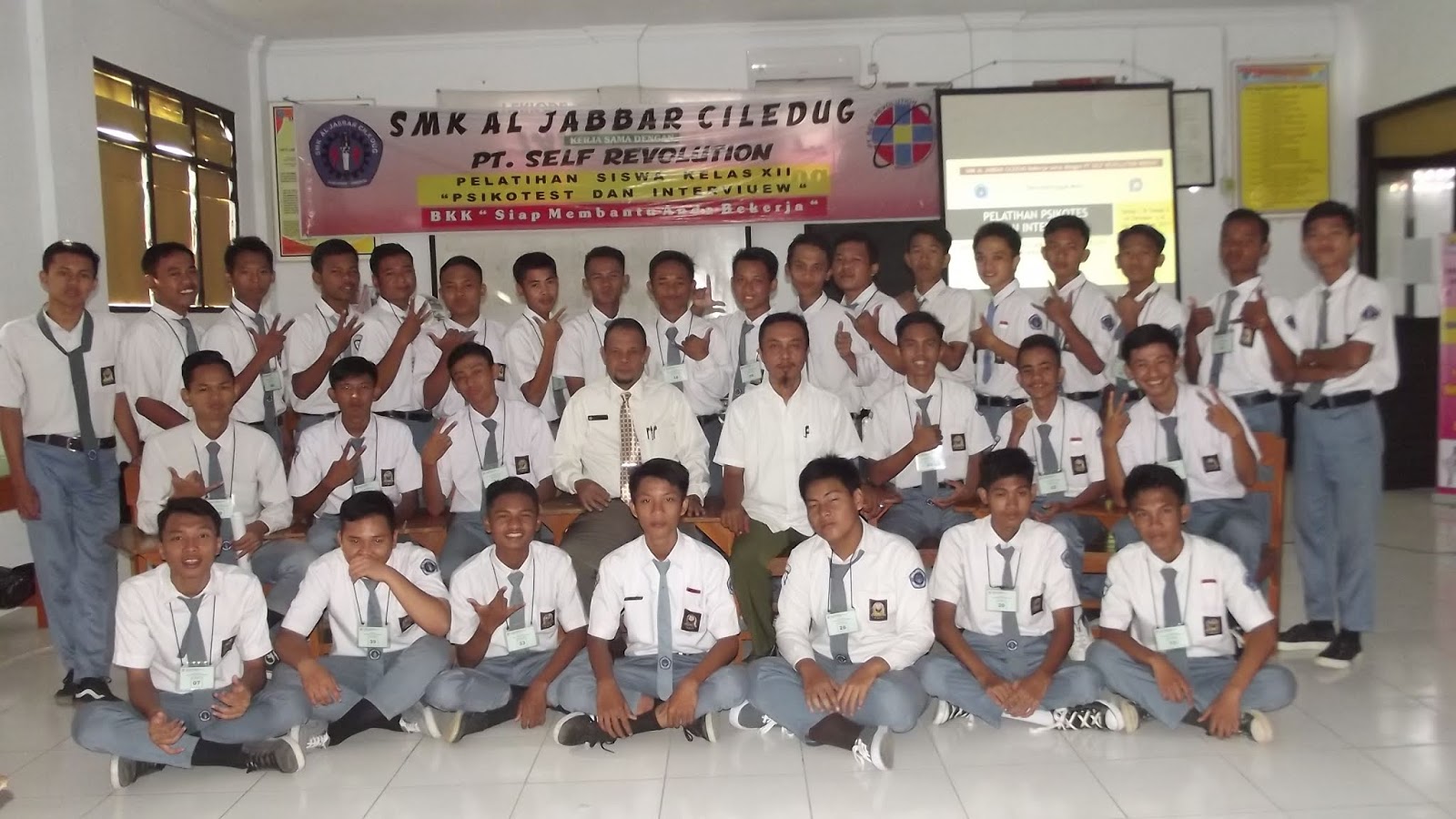 Pelatihan Kelas XII SMK Al Jabbar Ciledug Pabuaran TP