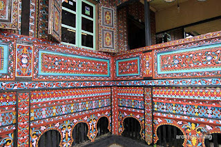 Rumah Tenun Pusako Pandai Sikek