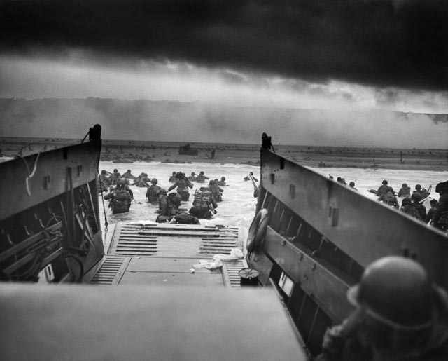 Landing Craft during World War II worldwartwofilminspector.com