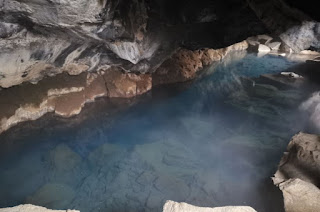 Cueva Grjótagjá. Alrededores del lago Mývatn. Islandia, Iceland.