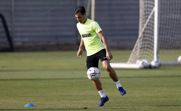 Matos - Málaga -: "He vuelto a ser feliz y a disfrutar del fútbol"